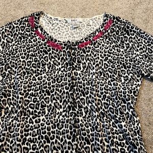 K-I-K-I-T Women’s sweater cardigan